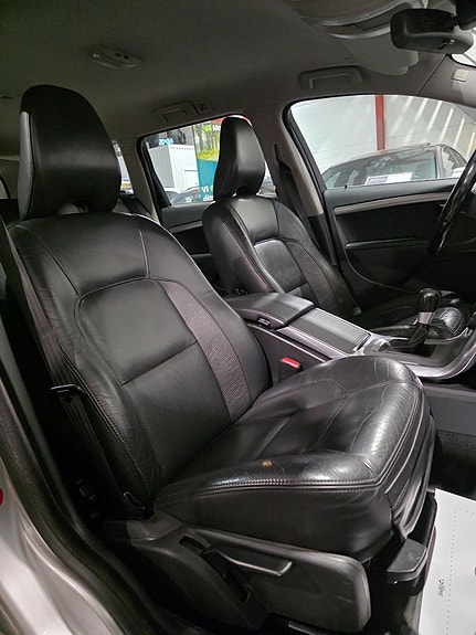 Volvo V70 16 of 19