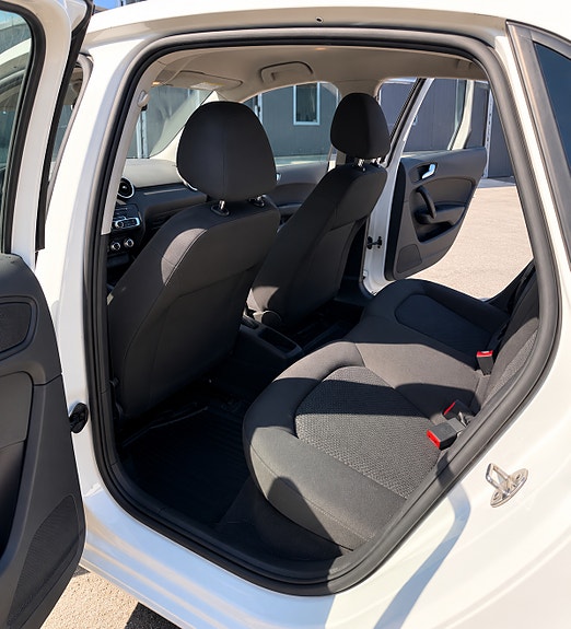 Audi A1 6 of 8