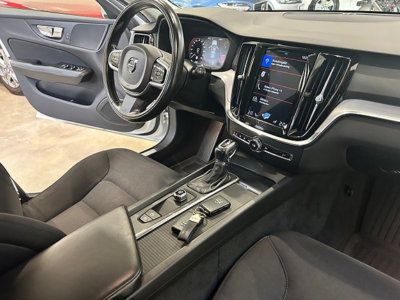 Volvo V60 15 of 15