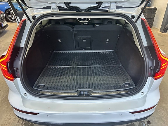 Volvo V60 11 of 15