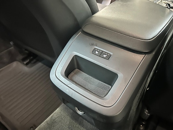 Volvo V60 13 of 15