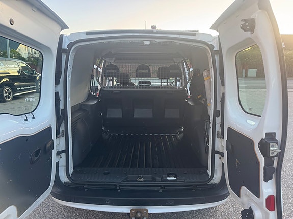Renault Kangoo Express 15 of 15