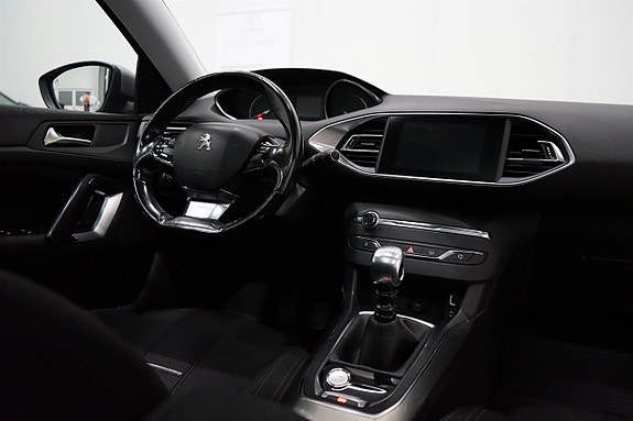 Peugeot 308 13 of 13