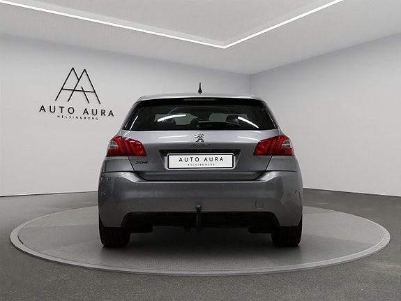 Peugeot 308 5 of 13