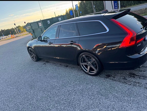 Volvo V90 4 of 6