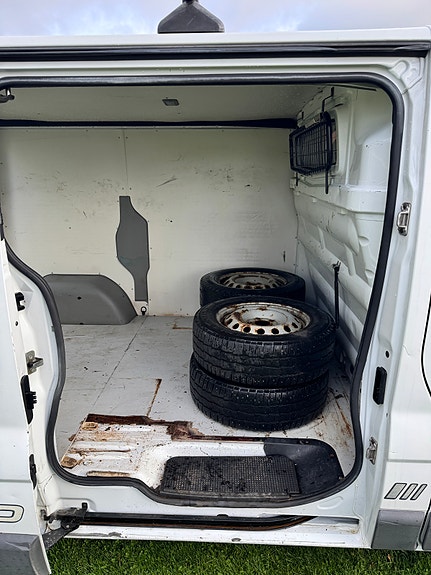 Opel Vivaro 7 of 10