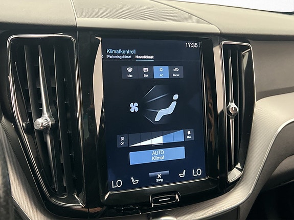 Volvo XC60 23 of 30