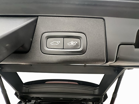 Volvo XC60 28 of 30
