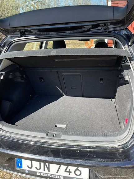 Volkswagen Golf VII 5 of 8