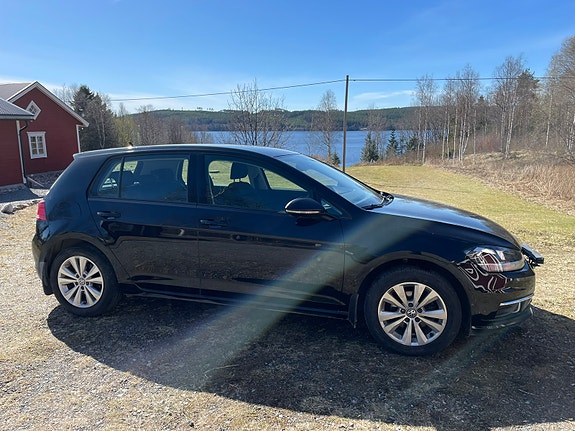 Volkswagen Golf VII 4 of 8