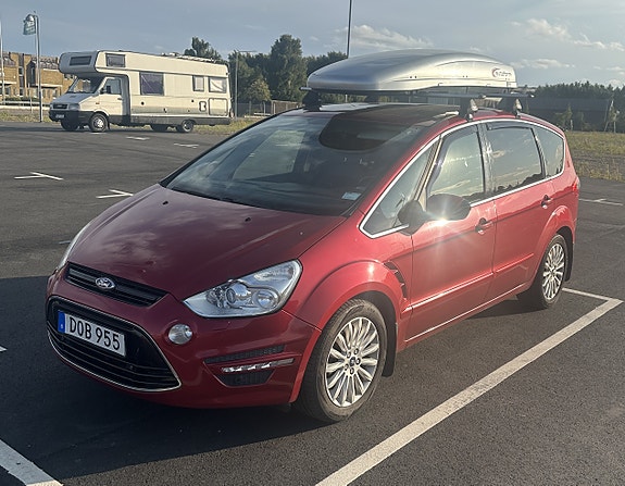 Ford S-MAX 3 of 7