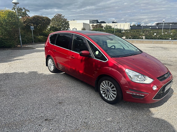 Ford S-MAX 2 of 7