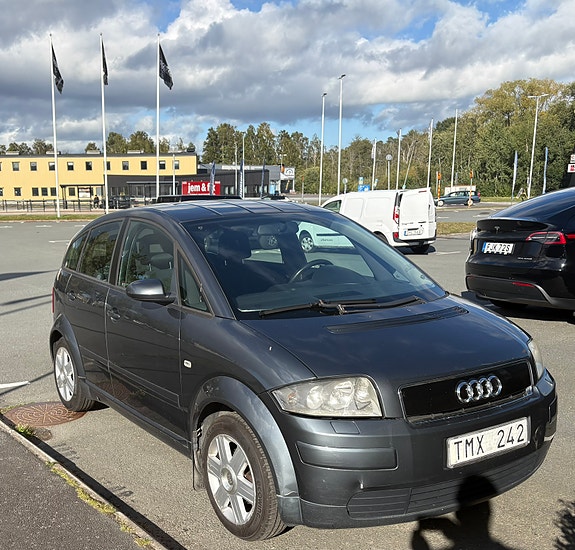 Audi A2 3 of 9