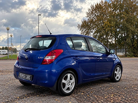 Hyundai i20 4 of 15