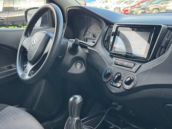 Suzuki Baleno 3 of 7