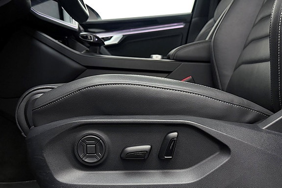 Volkswagen Touareg 13 of 30