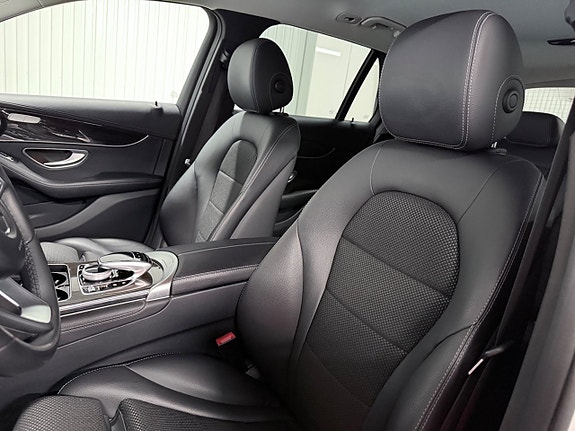 Mercedes-Benz GLC220 d 11 of 29