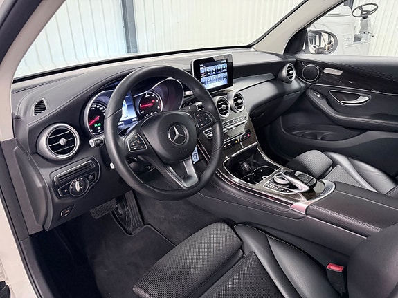 Mercedes-Benz GLC220 d 9 of 29
