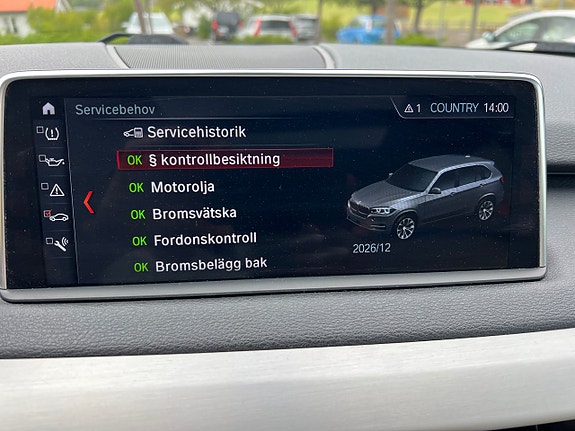 BMW X5 11 of 12
