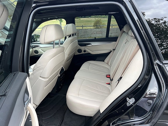 BMW X5 10 of 12