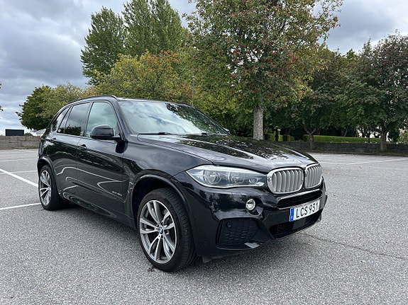 BMW X5 2 of 12