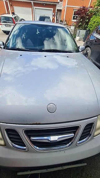 Saab 9-5 2 of 9