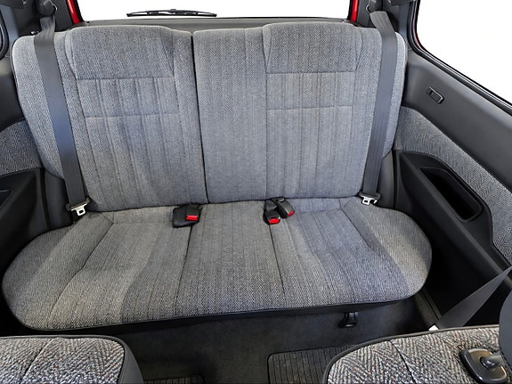 Toyota Corolla 12 of 17