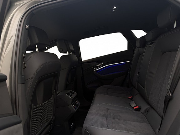 Audi Q8 e-tron 15 of 30