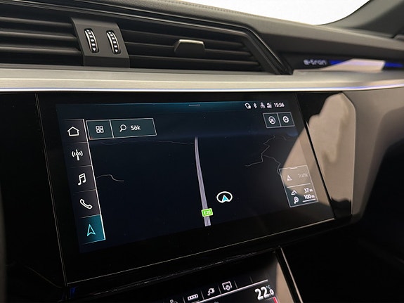 Audi Q8 e-tron 24 of 30