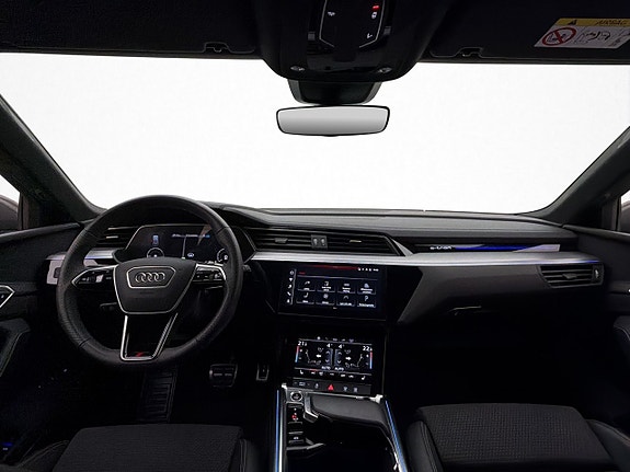 Audi Q8 e-tron 16 of 30
