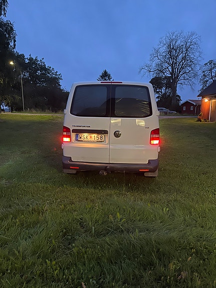 Volkswagen Transporter 2 of 10