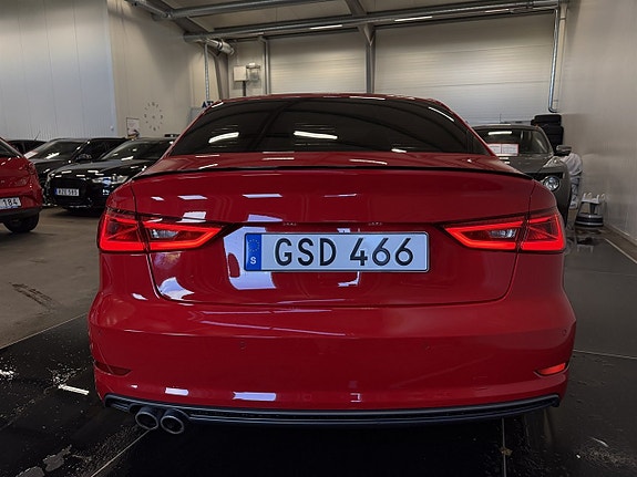 Audi A3 4 of 24