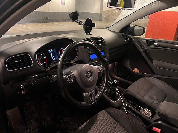 Volkswagen Golf VI 6 of 6