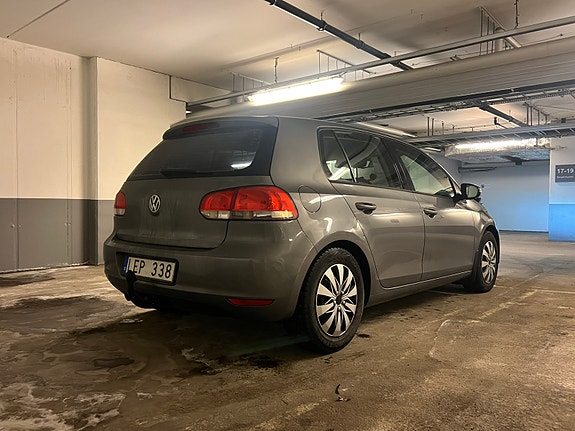 Volkswagen Golf VI 4 of 6