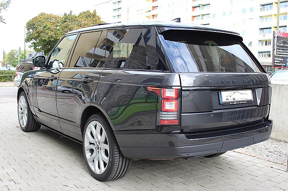 Land Rover Range Rover 19 of 30