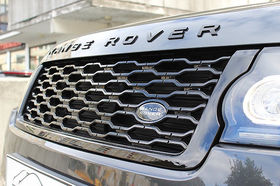 Land Rover Range Rover 8 of 30