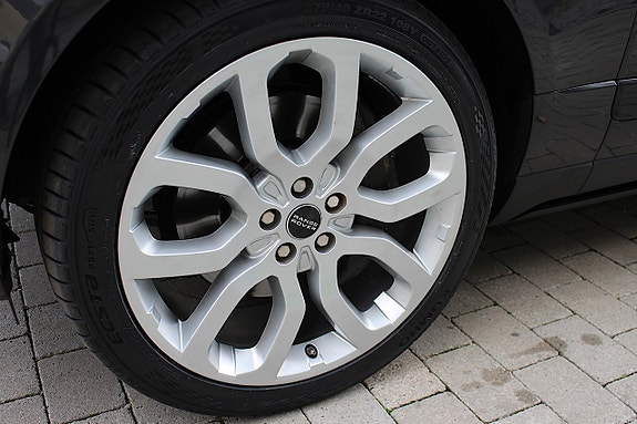 Land Rover Range Rover 9 of 30