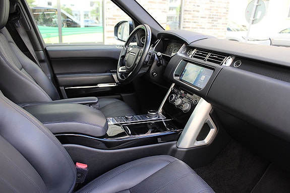 Land Rover Range Rover 4 of 30