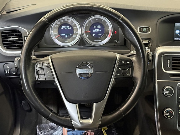 Volvo V60 23 of 24