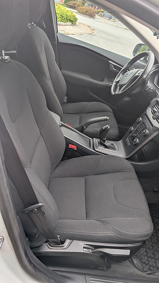 Volvo V40 9 of 13