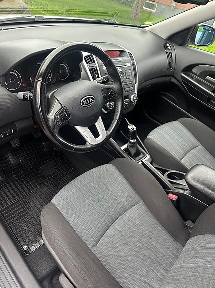 Kia Ceed 5 of 6