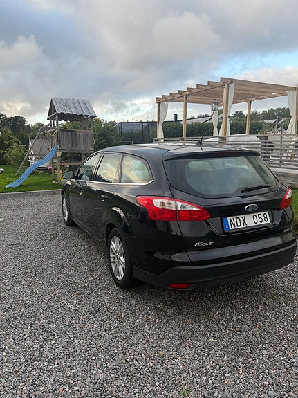 Ford Focus 4 of 10