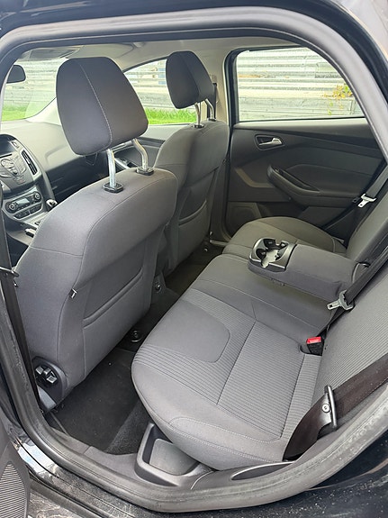 Ford Focus 9 of 10