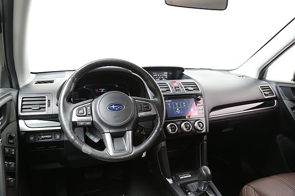 Subaru Forester 15 of 27