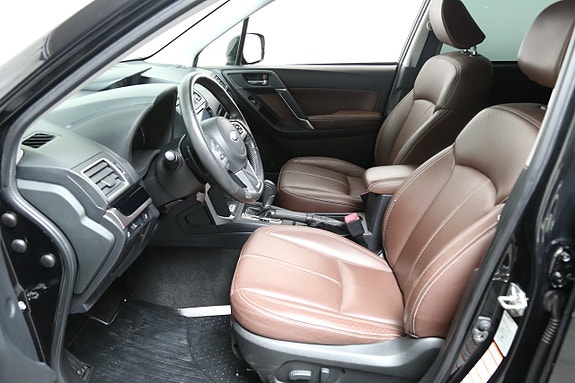Subaru Forester 11 of 27