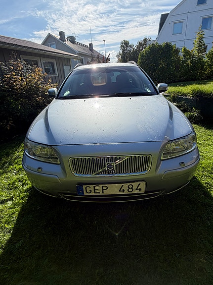 Volvo V70 9 of 9