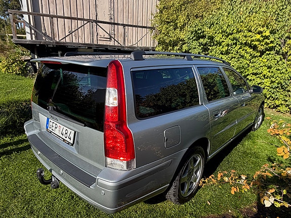 Volvo V70 4 of 9