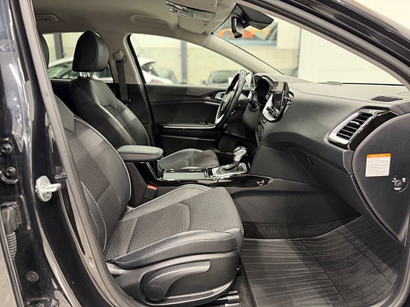 Kia XCeed 13 of 27
