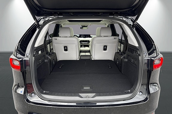 Mazda CX-80 16 of 30