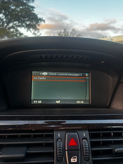 BMW 520i 10 of 11